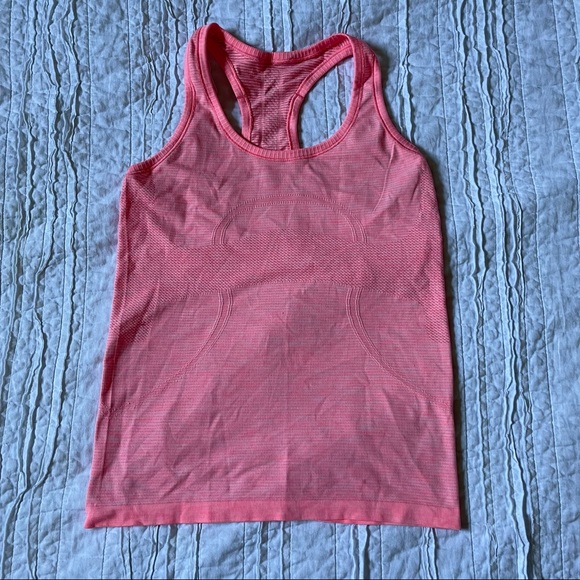 Lululemon Swiftly tech tank top! - Picture 2 of 4